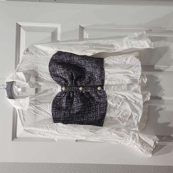 Womans Tweed Bustier Blouse with Pearl Detail Buttons - Picture 6 of 7